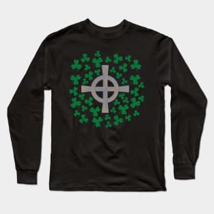 Celtic cross and Shamrock. St.Patrick's Day Long Sleeve T-Shirt